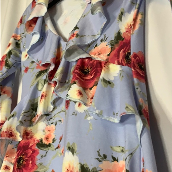 Flora dress ruffle v neck size 4 by Missguided - Picture 5 of 5